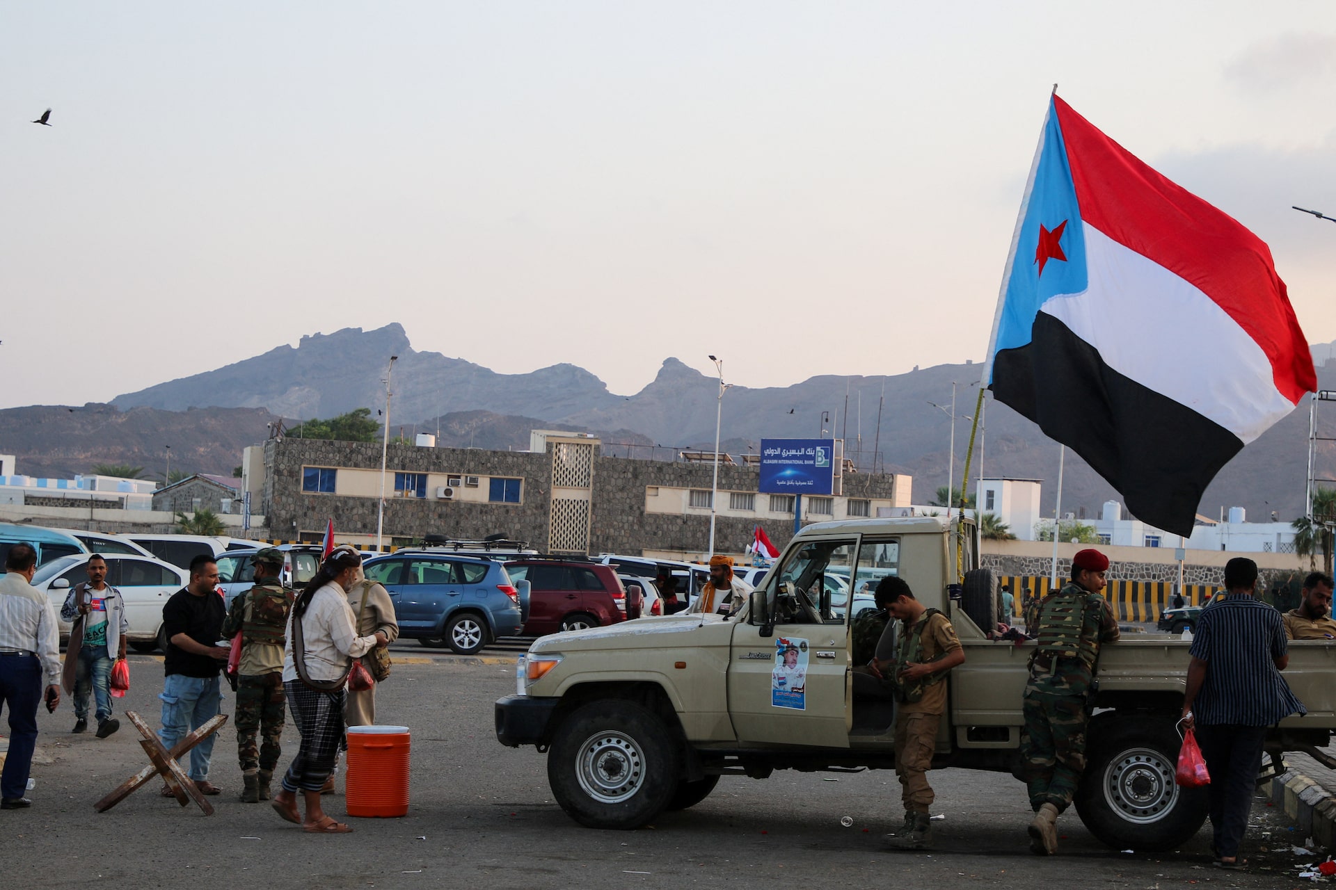 Arabia Saudita exige retiro total de separatistas del sur de Yemen pese a acuerdo parcial de despliegue