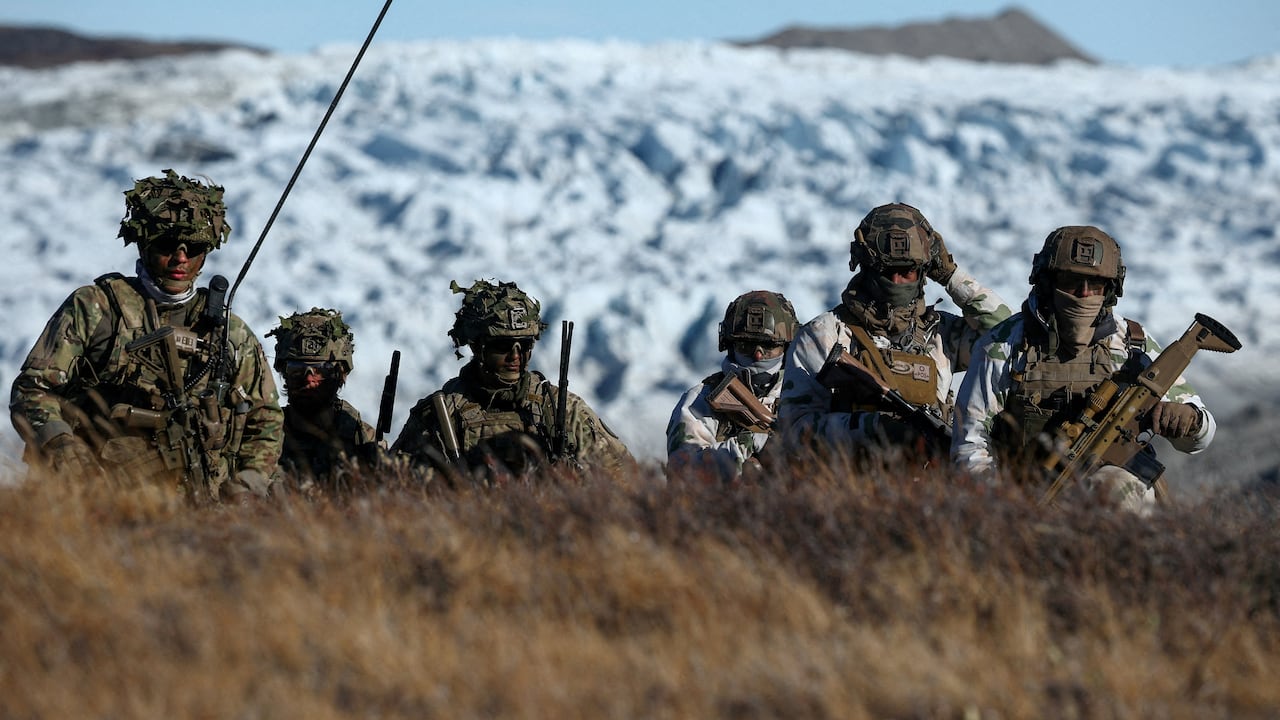 Países europeos despliegan tropas en Groenlandia en respaldo a Dinamarca ante tensiones con Estados Unidos
