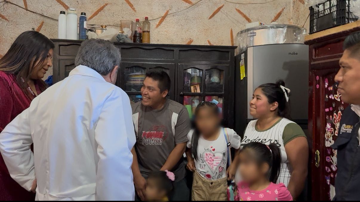 Superan la emergencia; regresan a casa los siete niños intoxicados en Huauchinango