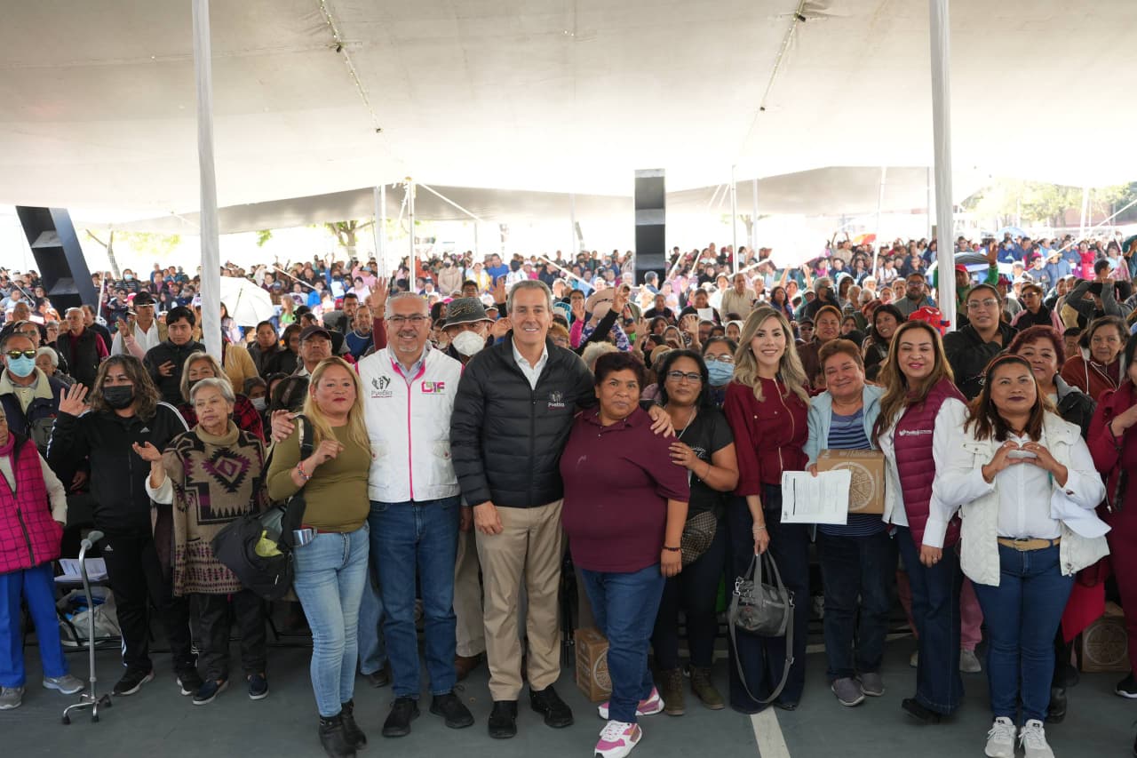Pepe Chedraui entrega más de 9 mil despensas en el sur de Puebla capital con programa “Alimentación Imparable”