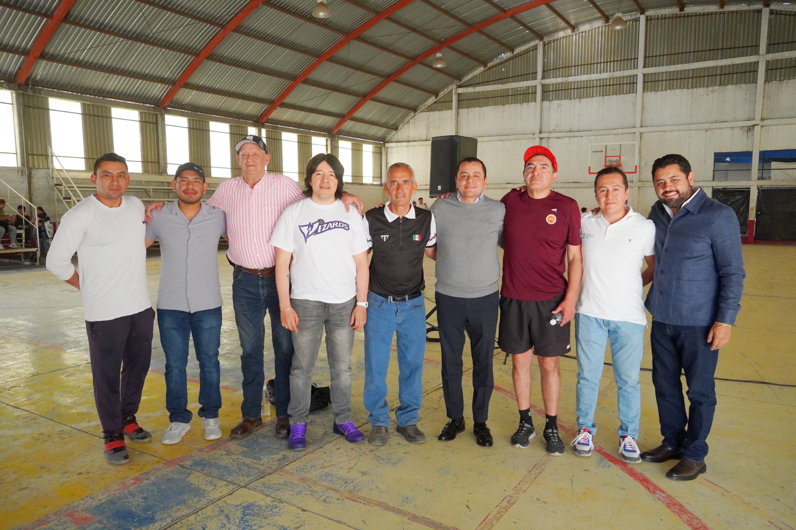 Inauguran nuevos baños en la Unidad Deportiva Ángeles Blancos de Texmelucan