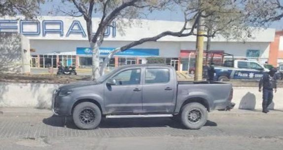 Barredora difunde video de presunto integrante hallado sin vida frente al Ayuntamiento de Texmelucan