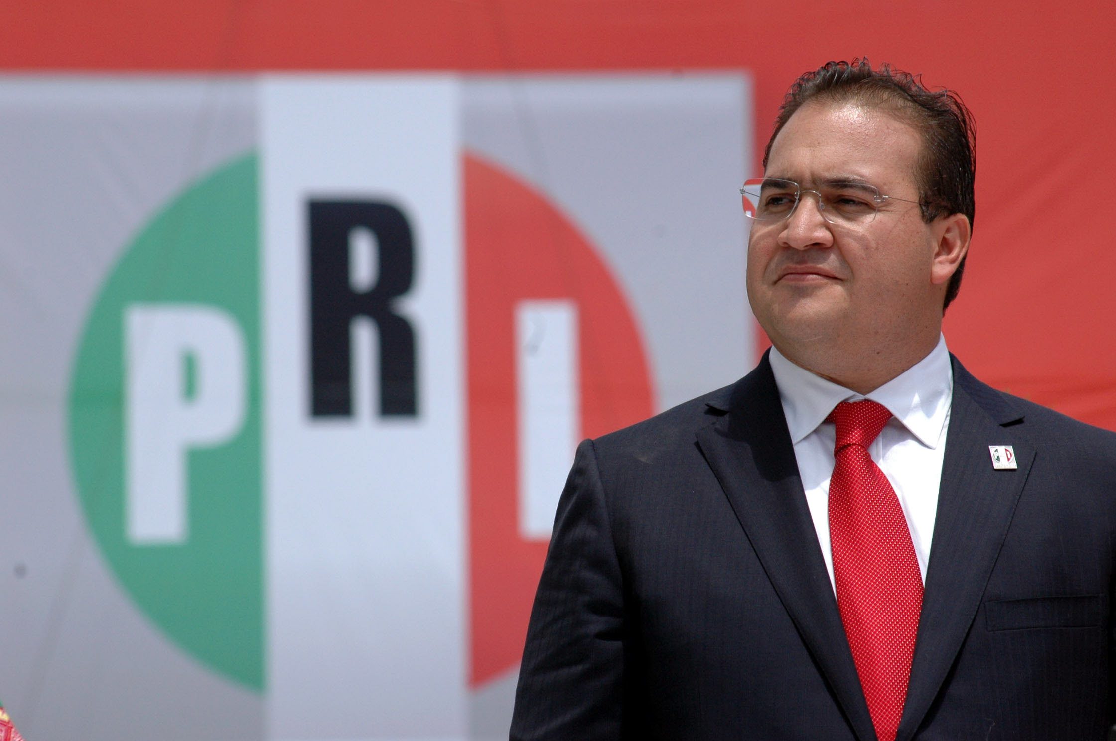 Juez dicta prisión preventiva a Javier Duarte por presunto peculado y complica su posible libertad