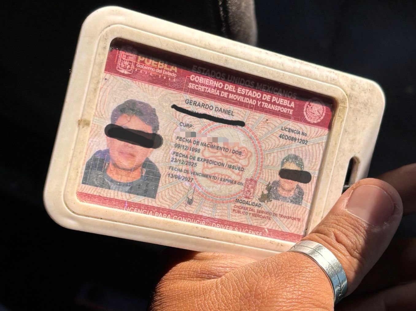 Identifican a chofer de la Ruta 10 que atropelló a estudiantes de la BUAP y huyó