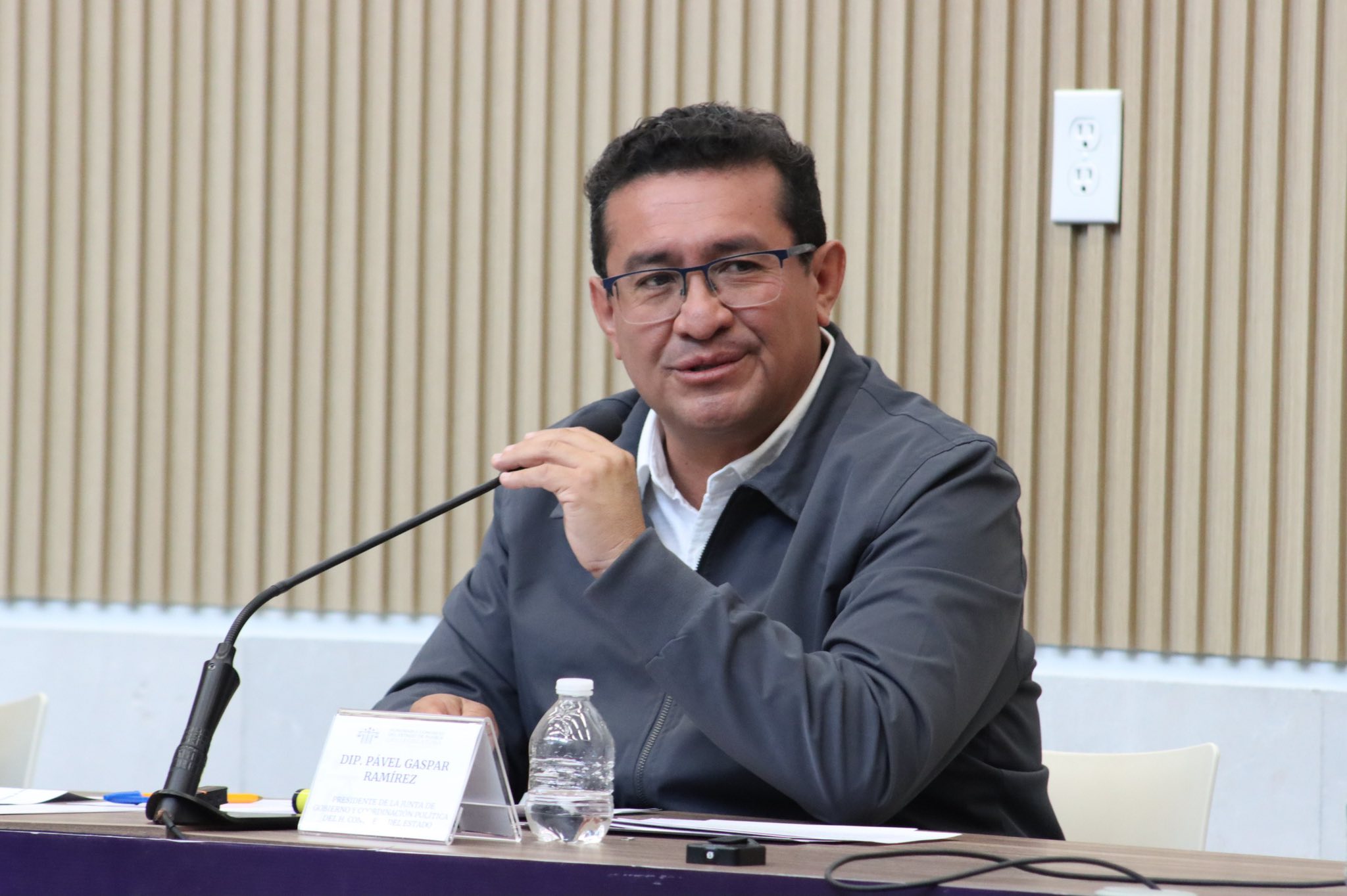 Pavel Gaspar respalda a Celina Peña: descarta tintes electorales y afirma que “es tiempo de mujeres”
