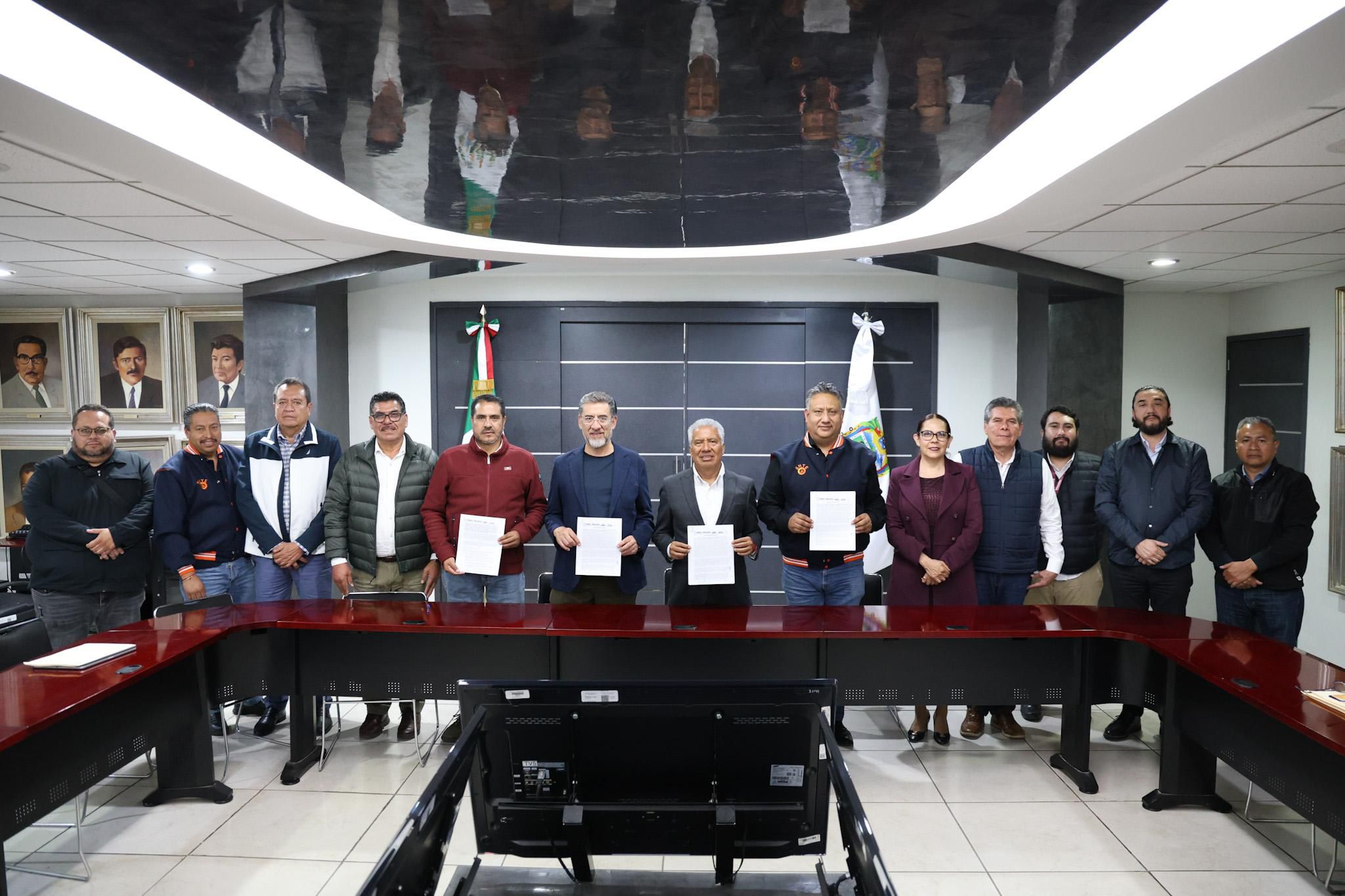 SEP Puebla lanza convocatoria para elegir directores en 17 instituciones tras protestas magisteriales