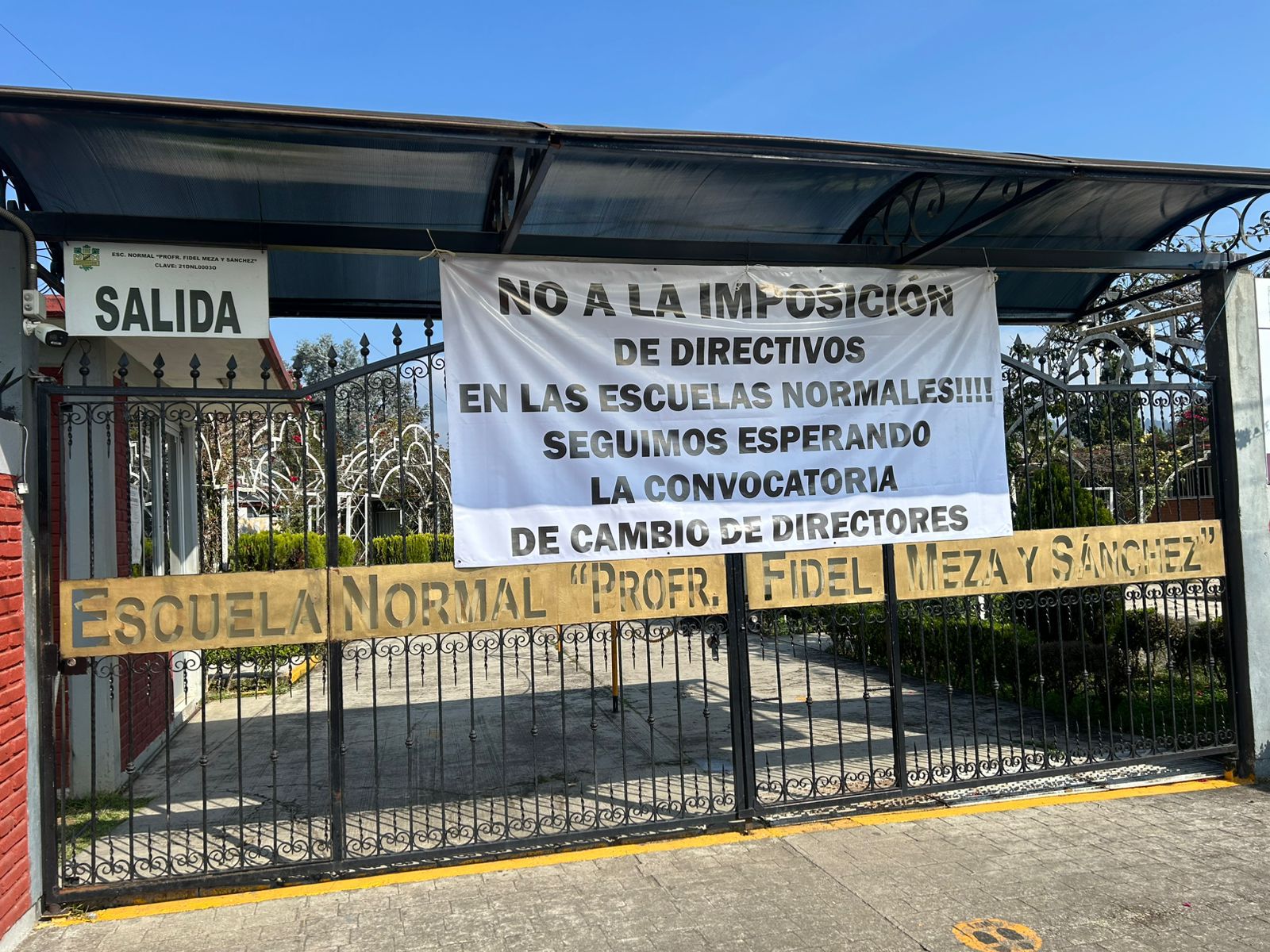 Estalla paro en Escuelas Normales de Puebla por presunta imposición de directivos