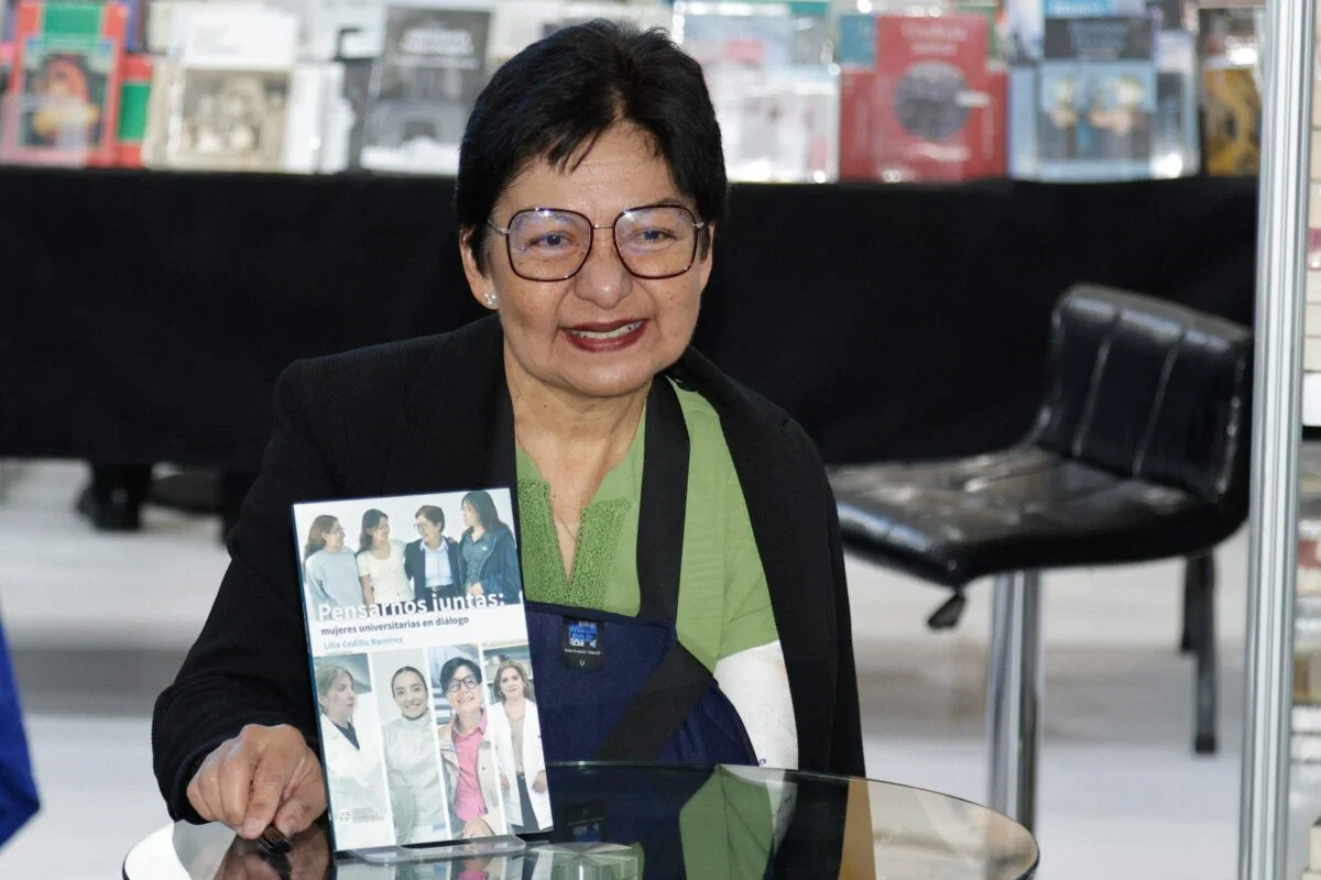 Lilia Cedillo presenta \"Pensarnos juntas\": un diálogo sobre los retos y triunfos de las mujeres en la BUAP