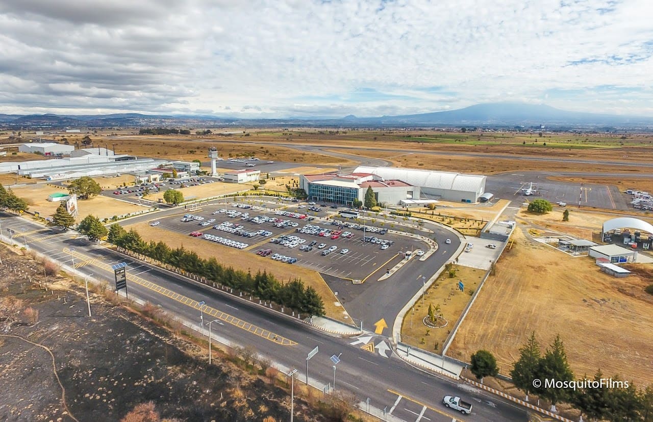 Gobierno de Puebla donará terreno para complejo aeroportuario; será para empresarios locales