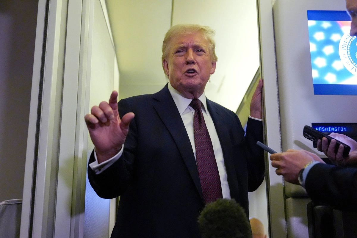 Trump critica falta de apoyo internacional para mantener abierto el estrecho de Ormuz