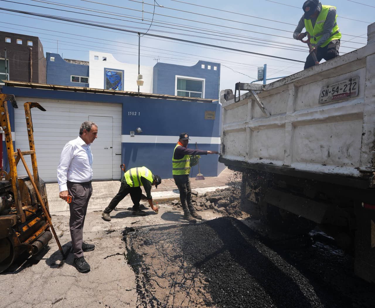 De Norte a Sur: Ayuntamiento de Puebla refuerza bacheo en vialidades estratégicas