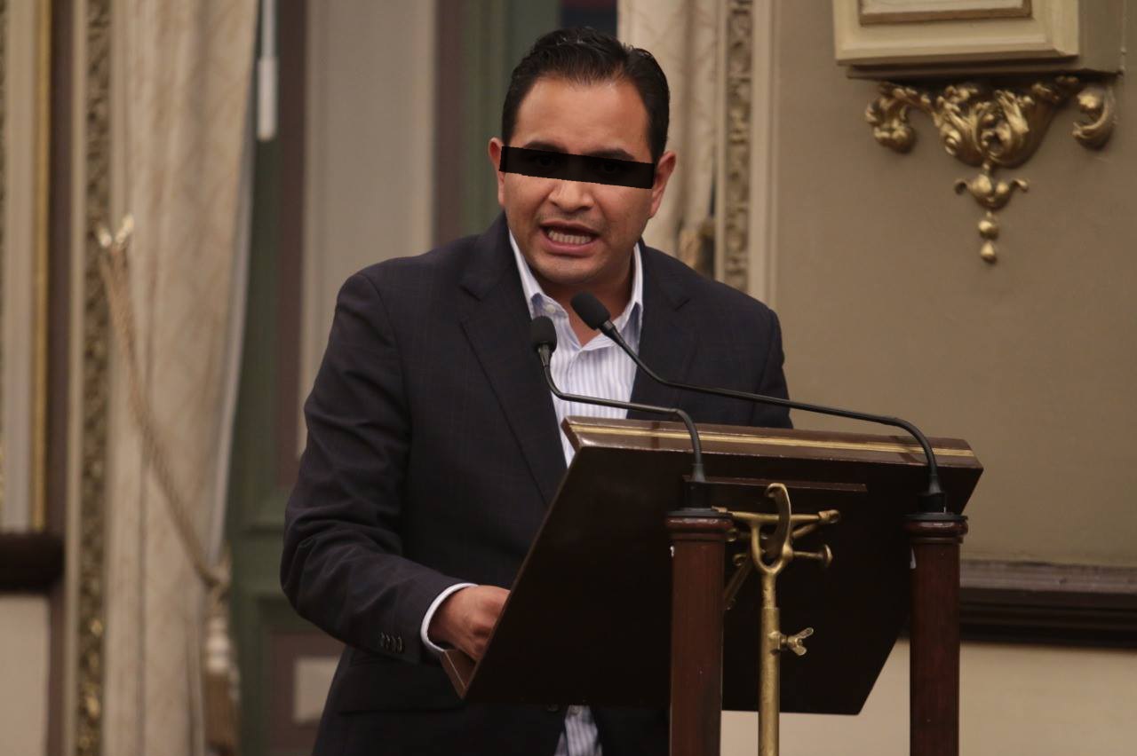 Uruviel N. es vinculado a proceso por \"dedazo\" ilegal en Tlachichuca
