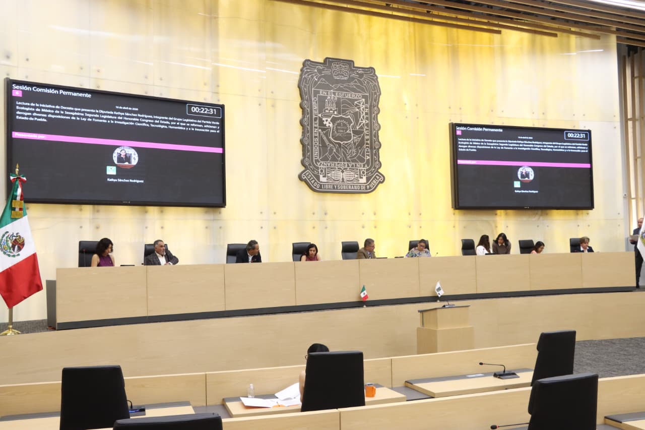Diputados en Puebla replican iniciativas; al menos seis propuestas duplicadas siguen sin avance