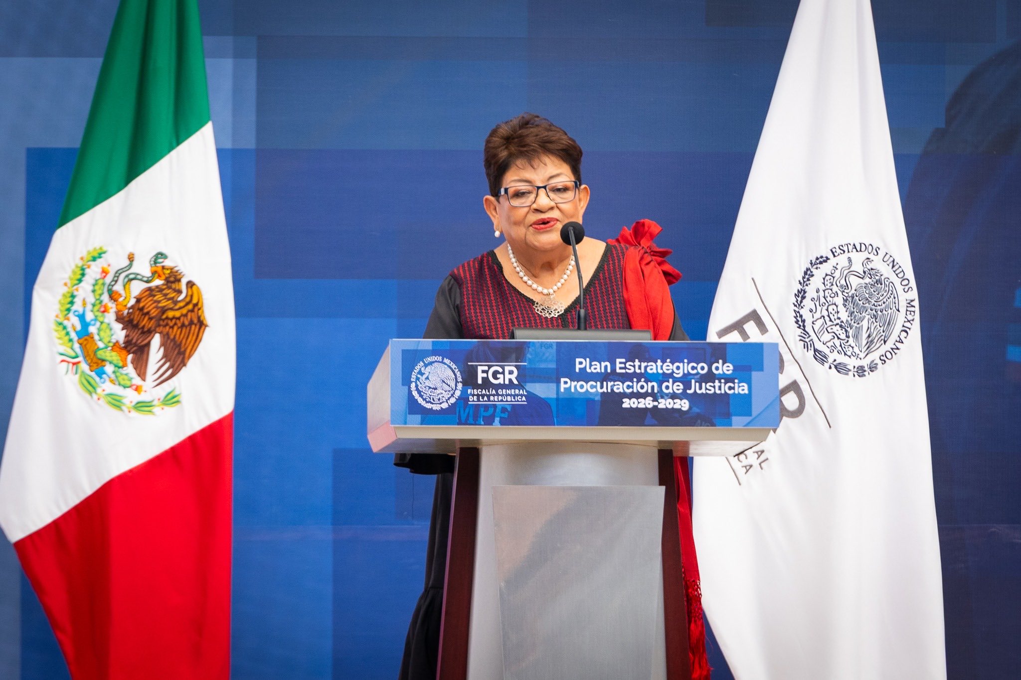 Ernestina Godoy lanza plan de 3 años; FGR priorizará combate a feminicidio, extorsión y desaparición