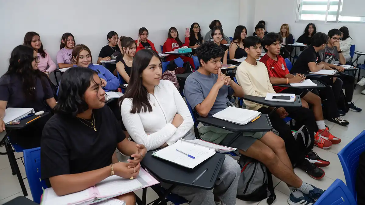 Retoman actividades escolares 1.3 millones de estudiantes en Puebla tras el periodo de Semana Santa
