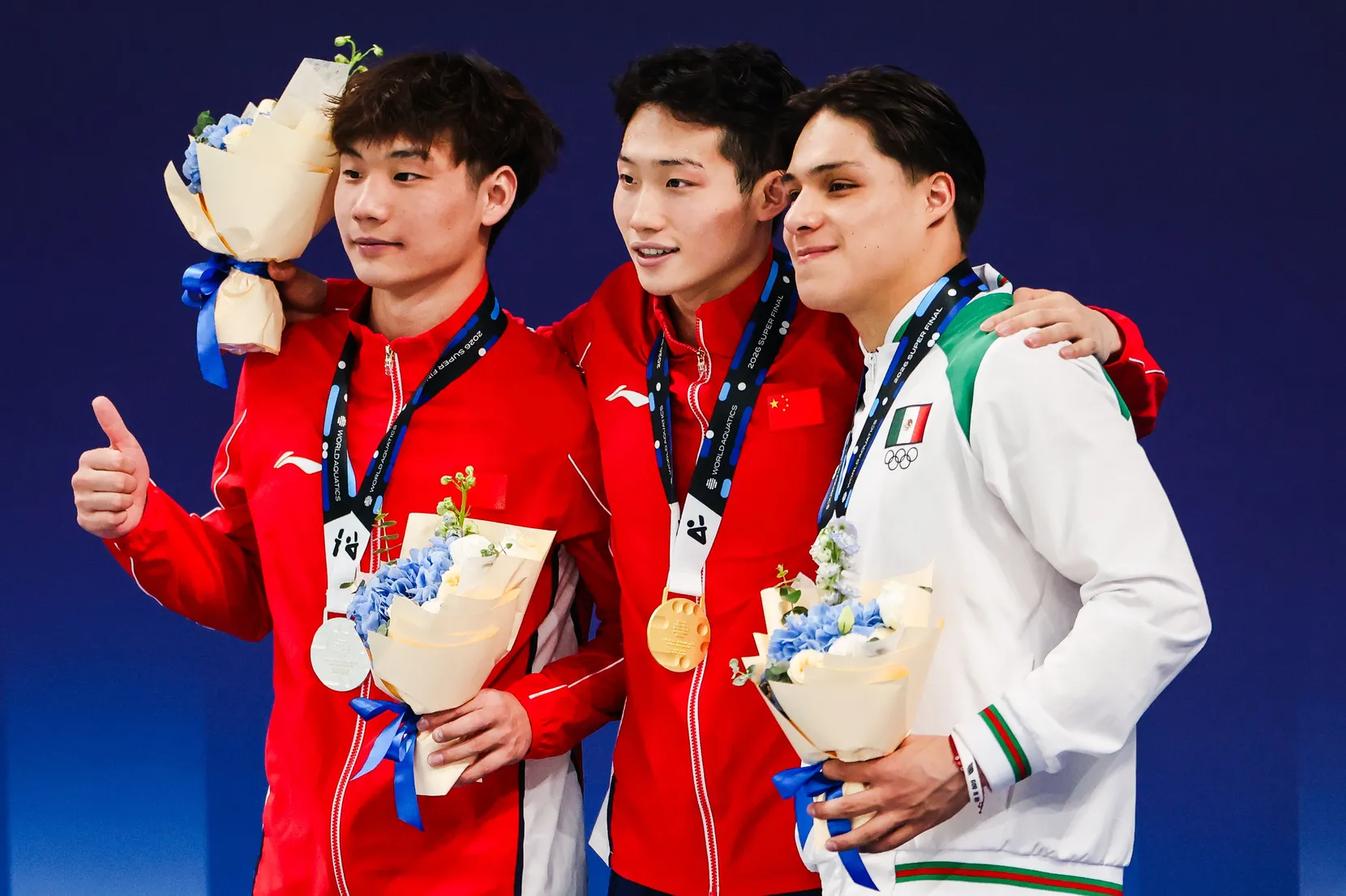 Osmar Olvera gana bronce en trampolín de 3 metros en la Súper Final de Copa del Mundo en Beijing