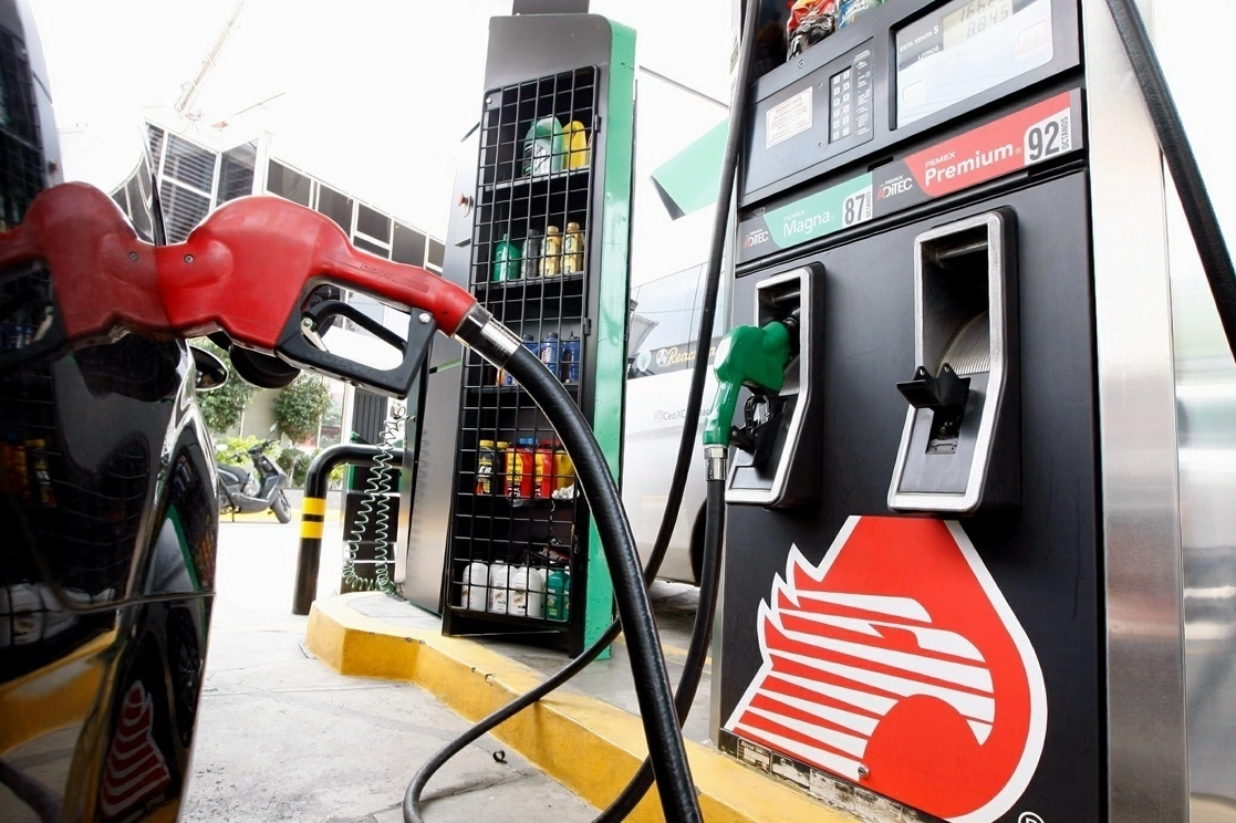 Hacienda sube estímulos a gasolinas; regresa subsidio a Premium