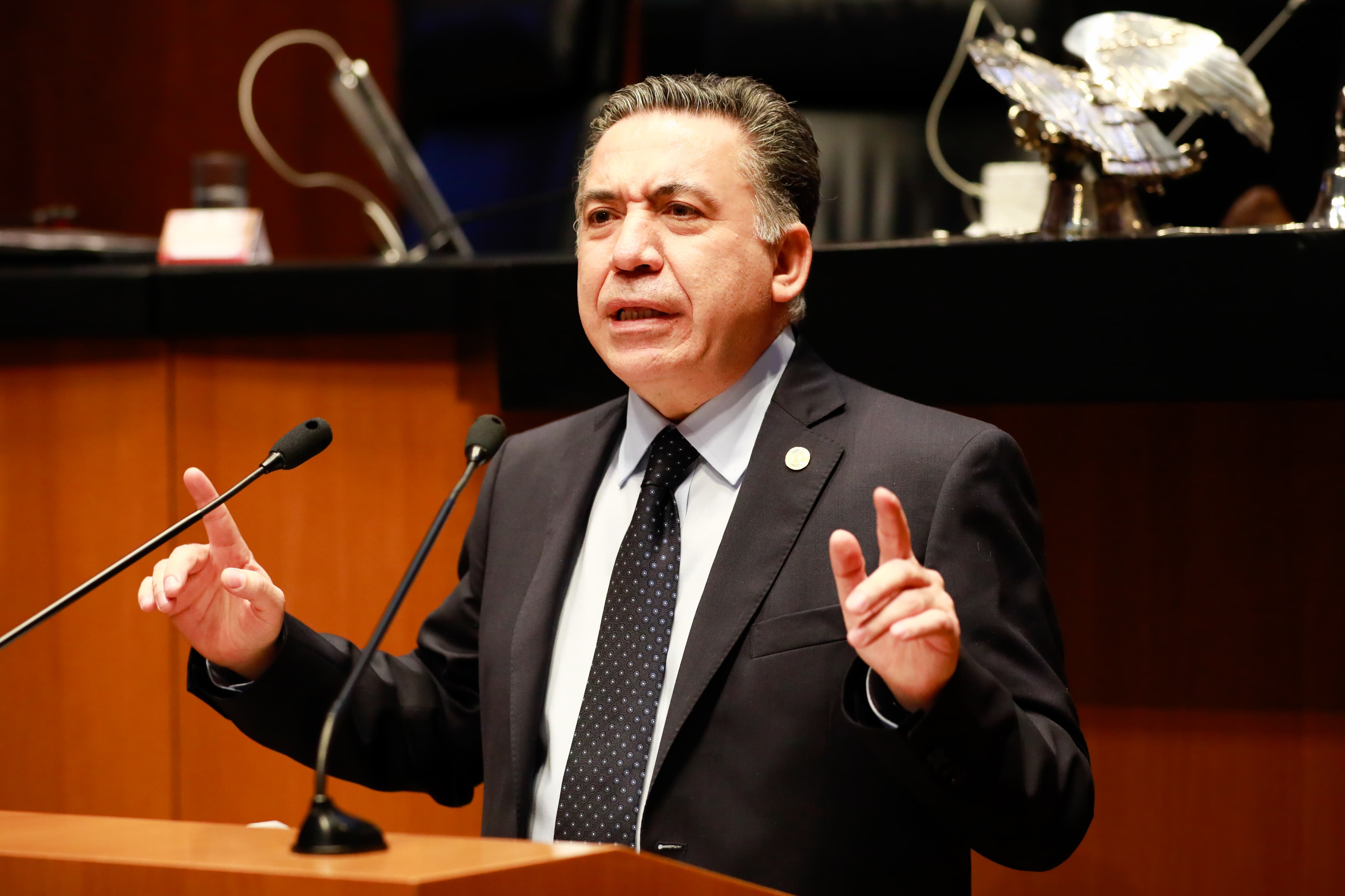 \"Estoy en Culiacán\": Enrique Inzunza reaparece en redes, niega arresto de la DEA y acusa persecución política