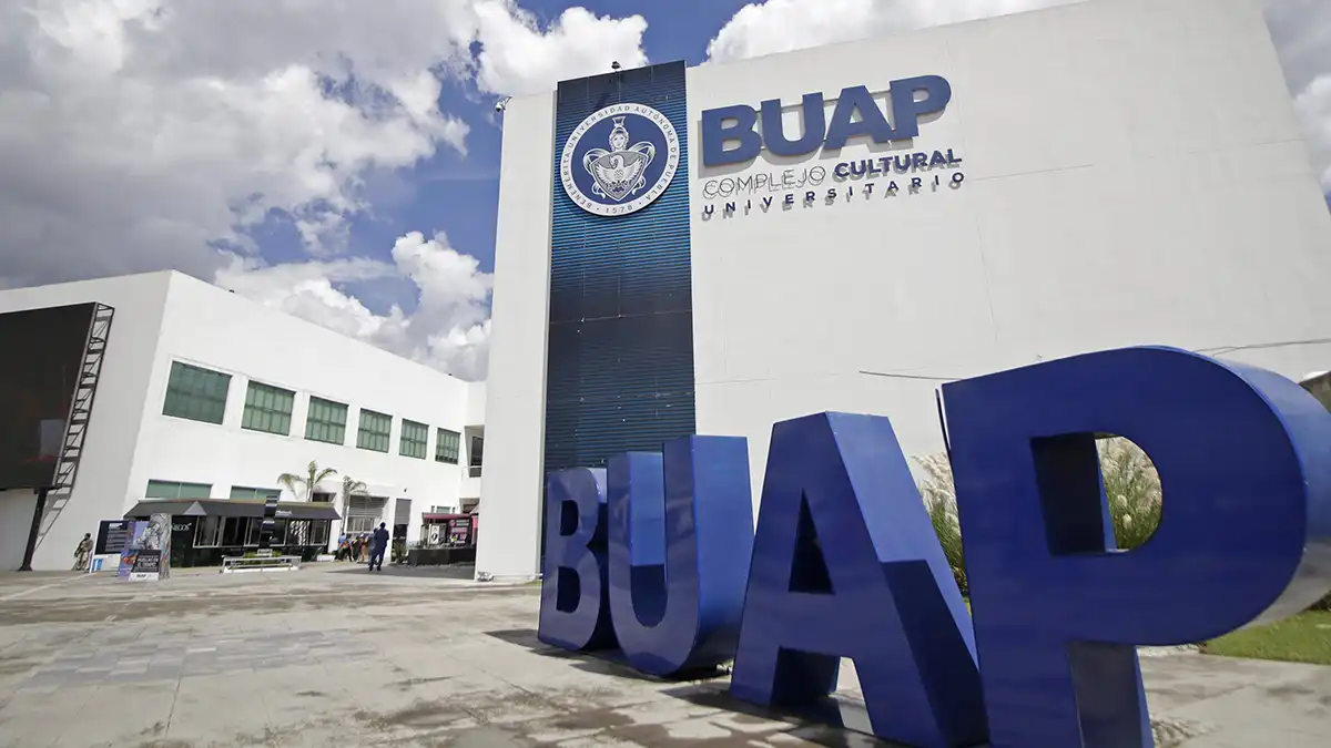 CCU BUAP cancela la transmisión del Mundial por trabas con los derechos de autor