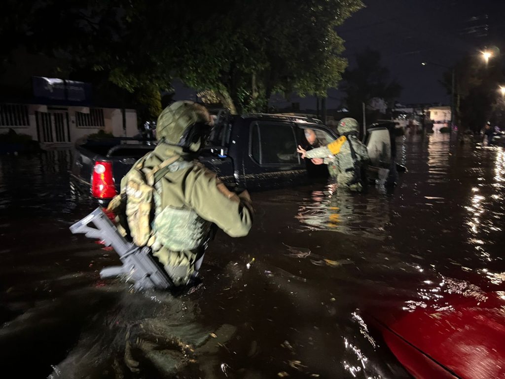Lluvias provocan inundaciones en Apizaco y Yauhquemehcan; activan operativo de emergencia en Tlaxcala