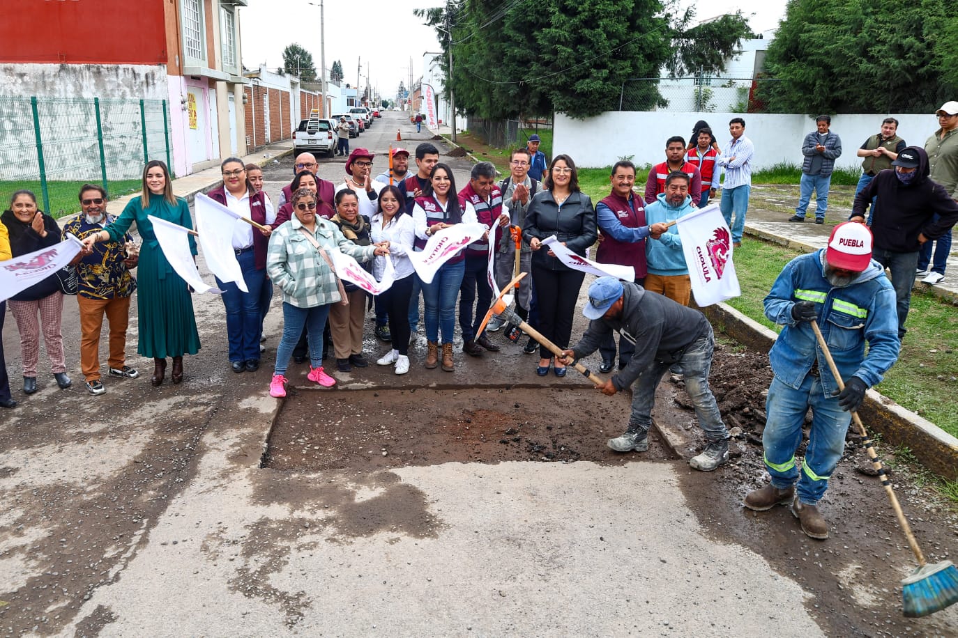 San Pedro Cholula arranca el programa Bachetón 2026 para rehabilitar calles y vialidades