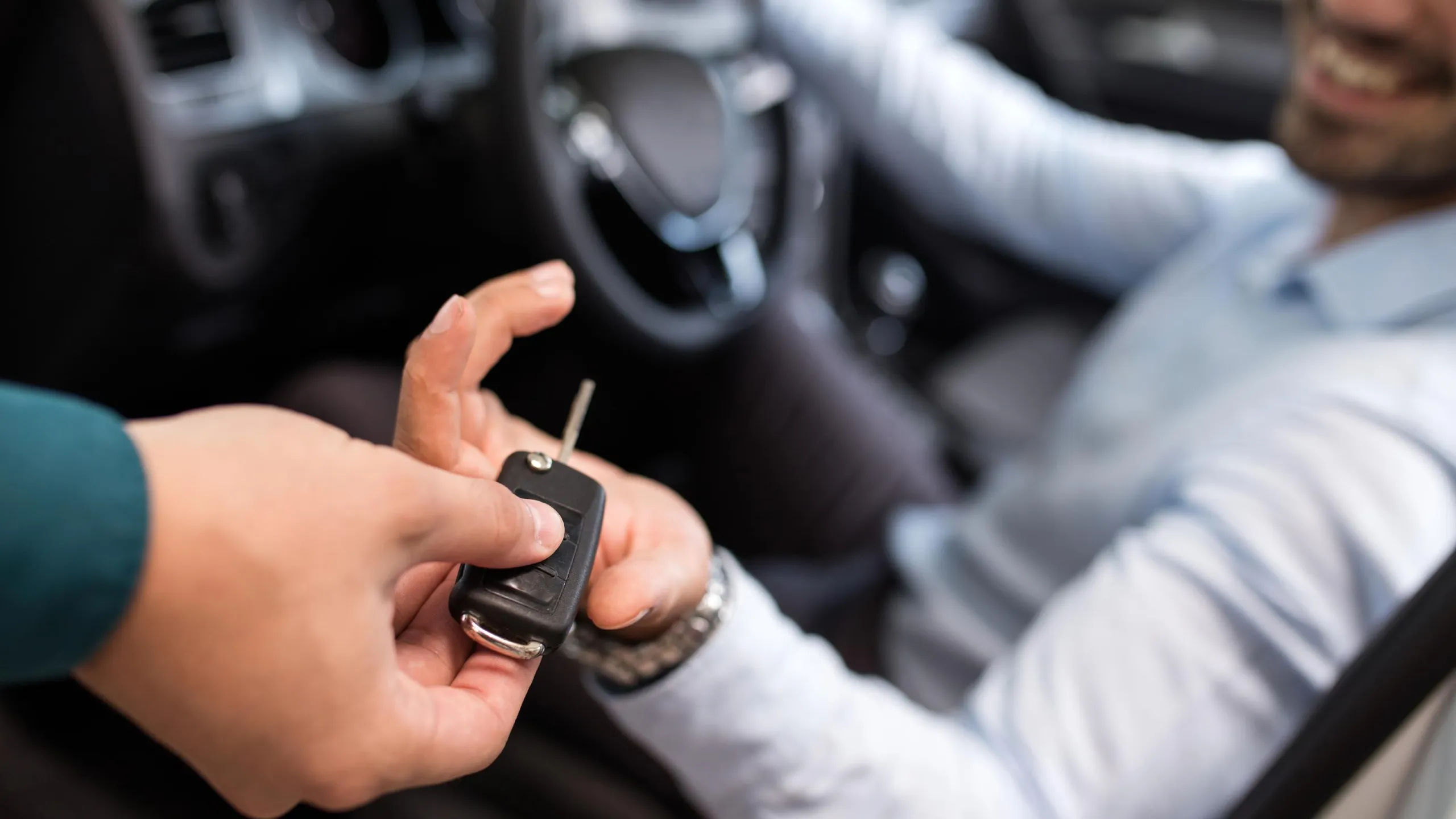 Venta de autos nuevos en México mantiene crecimiento y supera las 127 mil unidades en mayo
